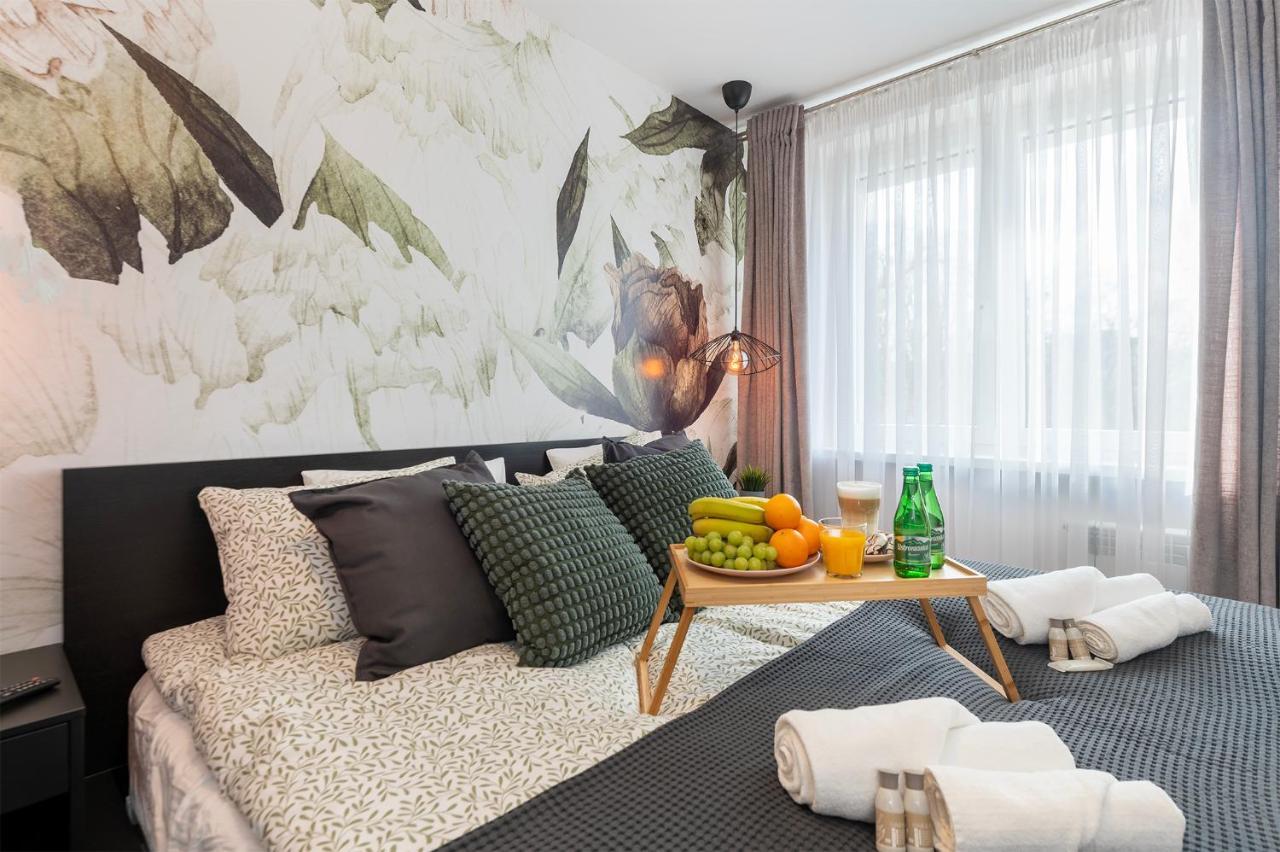 Golden Sands - Winda, 2 Sypialnie Oraz Salon, Lozeczko Turystyczne, Balkon, Play Station 5, Ekspress Do Kawy, Atlas Arena, Zoo, Fala Lodz  Luaran gambar